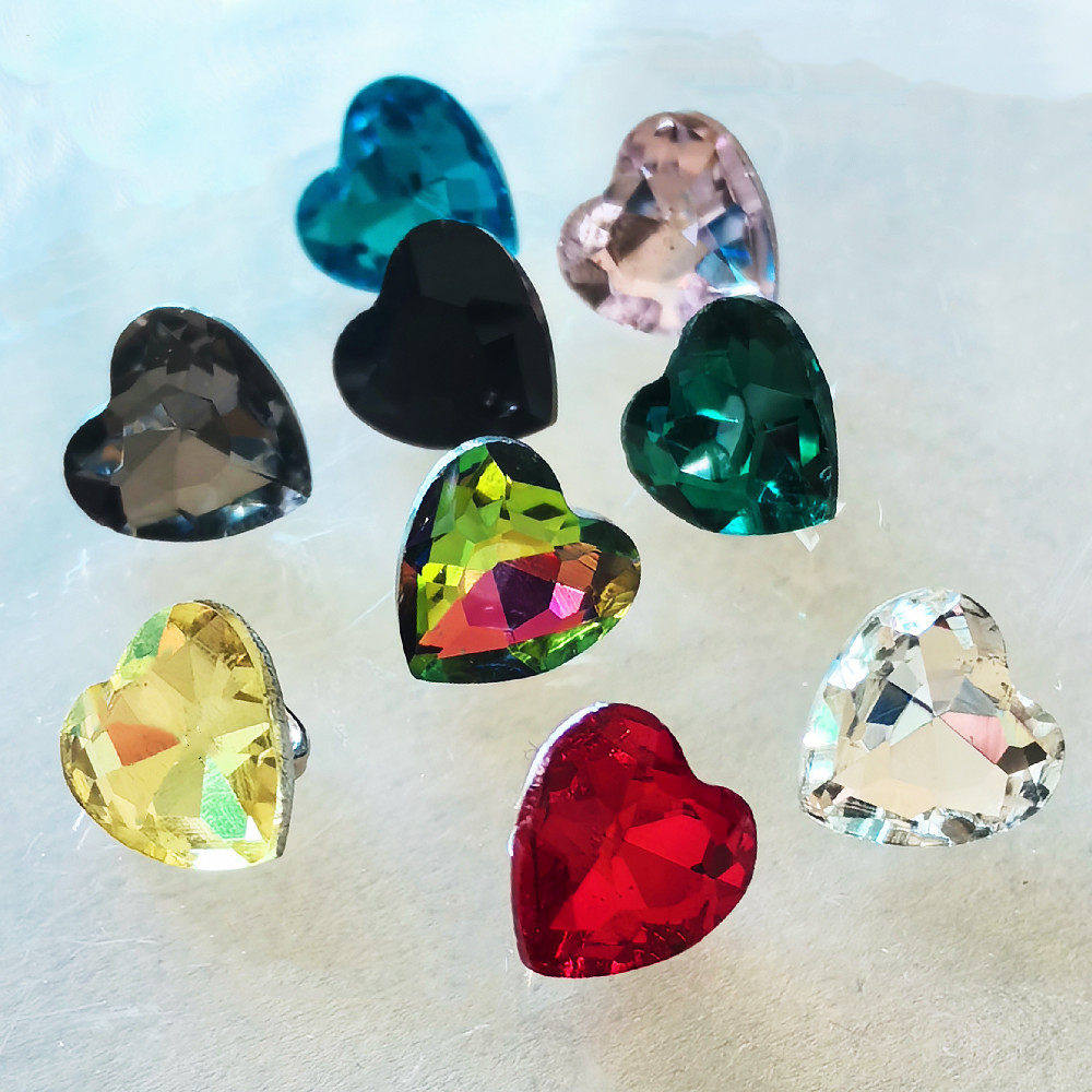 衬衣小扣玻璃水晶桃心粉红蓝绿黄寸衫羊绒真丝不勾丝闪钻纽扣包邮