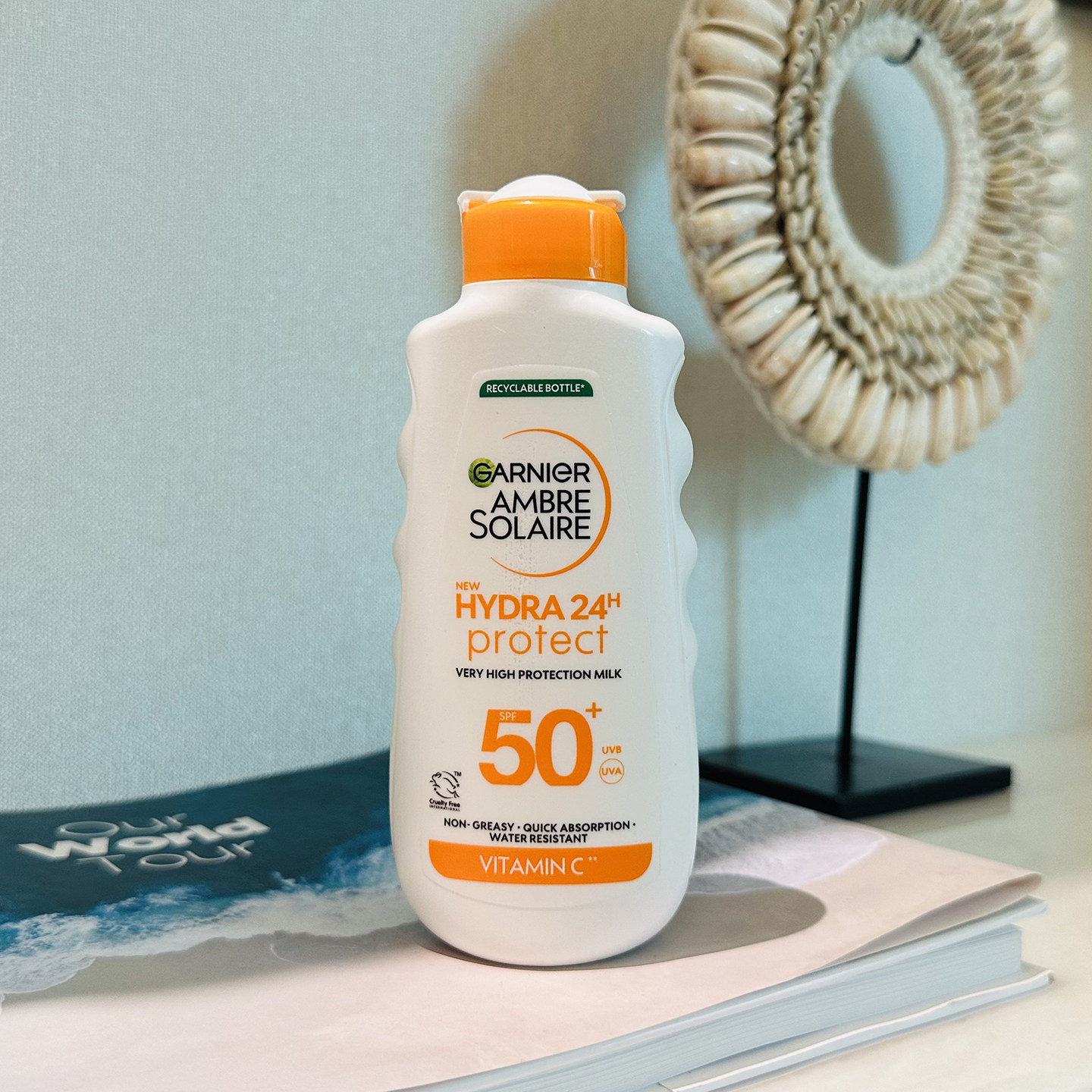 Garnier Ambre Solaire卡尼尔维他命C妨晒霜spf50+防晒黑晒伤英国