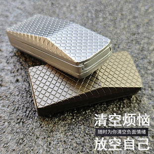 赛博皮卡机械直推旋转叮叮推牌EDC密集段落棘轮解压神器指尖玩具