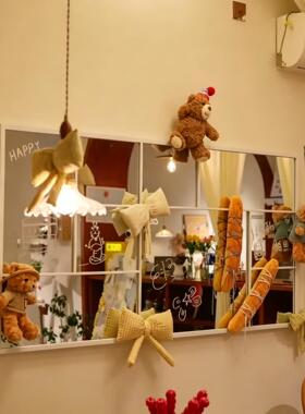 网红涂鸦镜子咖啡角氛围布置墙面装饰打卡拍照区造场景餐饮店酒吧