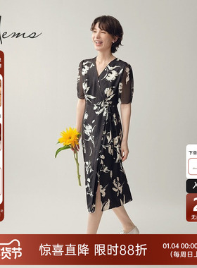海尔曼斯25春夏新品桑蚕丝V领印花典雅短袖茶歇连衣裙25628C6Q