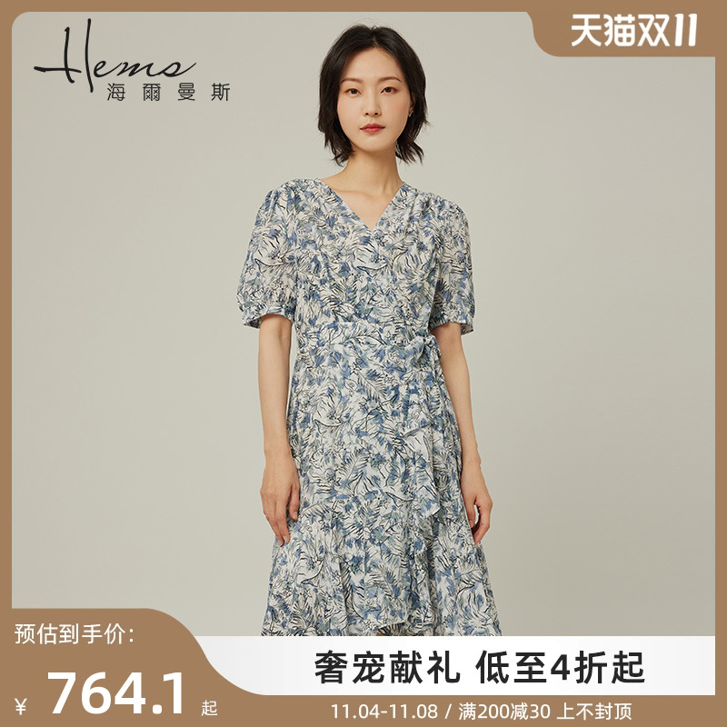 海尔曼斯夏季桑蚕丝碎花印花收腰连衣裙真丝v领别致长裙短袖女裙