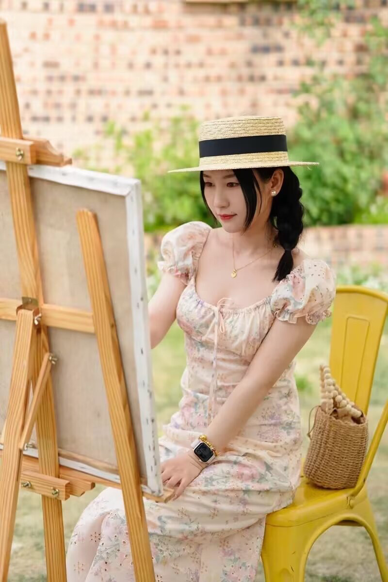 法式甜美收腰一字领连衣裙镂空刺绣长款连衣裙女2024新款