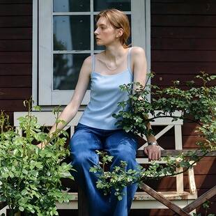 斯雨外贸带胸垫桑蚕丝长绒棉混纺一字领吊带女百搭修身 防走光打底