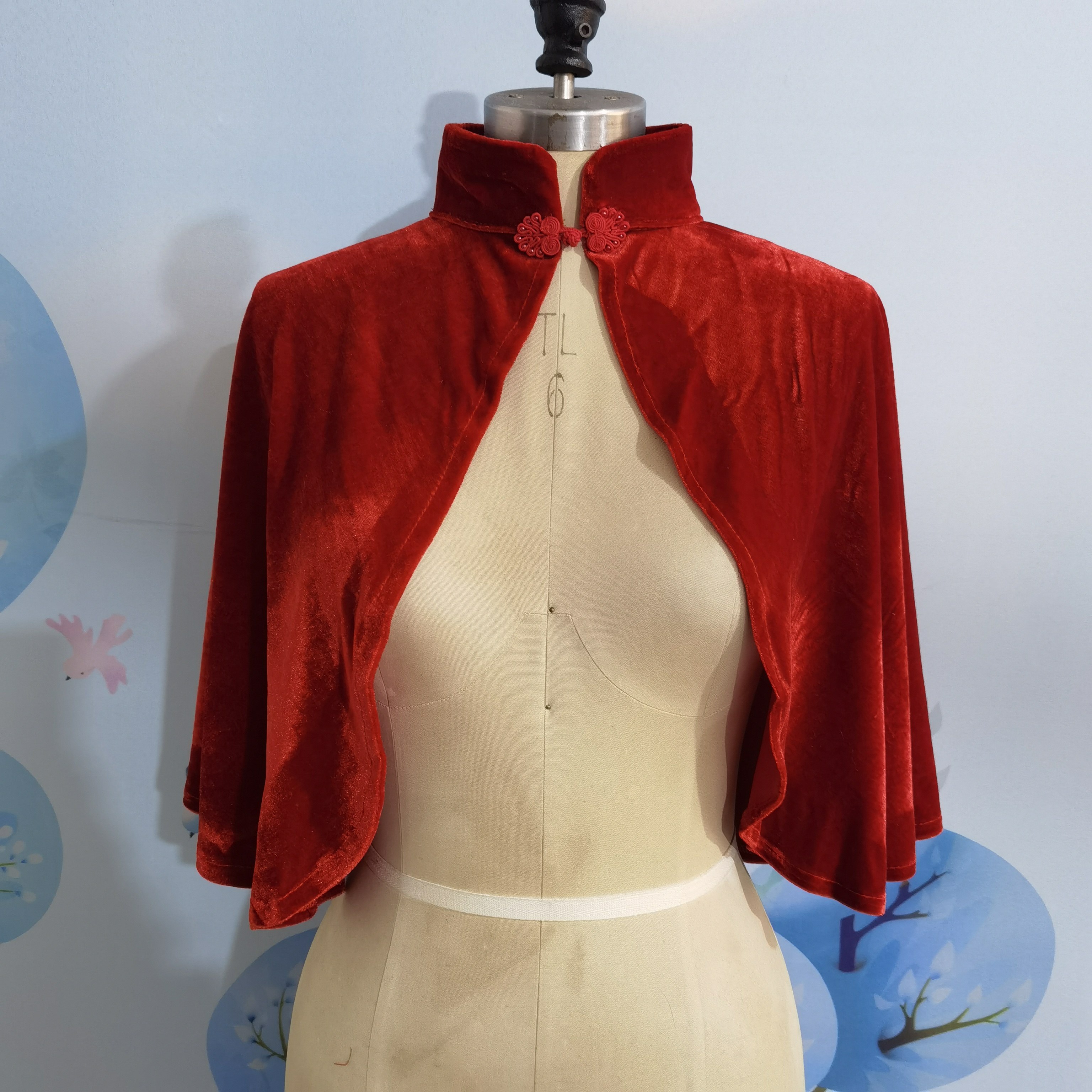 欧美女士大红色丝绒披肩单层短款盘扣立领斗篷旗袍外搭万圣节披风