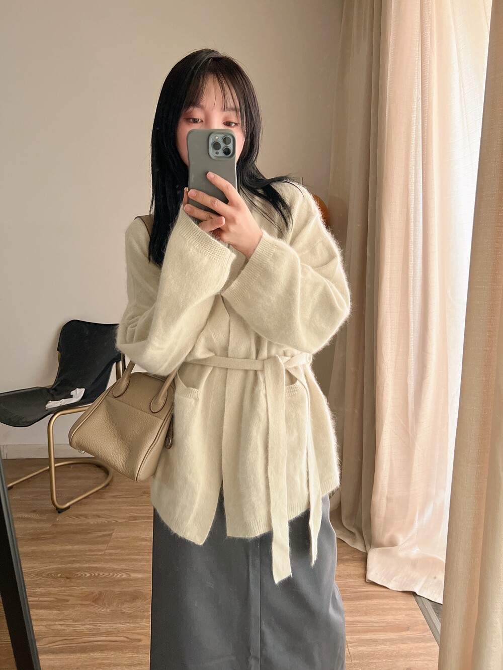 VIVISHOP中长款毛衣外套女慵懒风睡袍式浣熊绒开衫冬季大衣