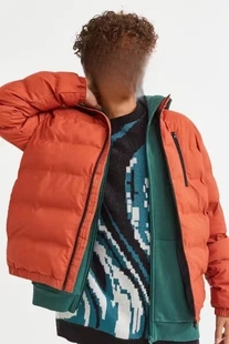 H***m防风防水保暖蓬松棉服外套大童装轻巧保暖防污利索不臃肿冬