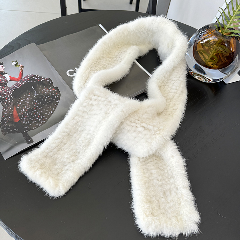 薇儿卡皮草真皮毛珍珠貂乳白纯色水貂毛长款秋冬季保暖配饰围脖
