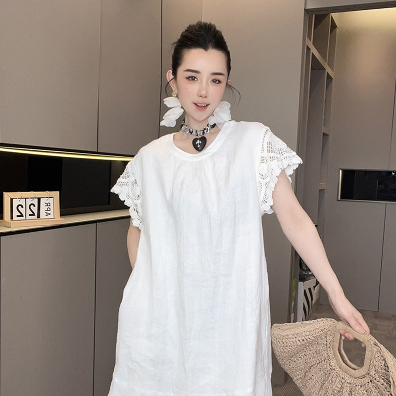 短袖连衣裙女2026夏季新款纯色蕾丝钩花镂空拼接荷叶下摆圆领裙子