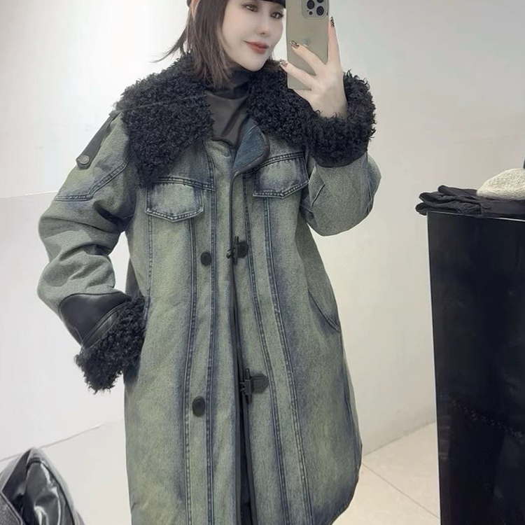 牛仔羽绒服女2025秋冬新款欧洲站高级感中长款毛领外套长袖上衣
