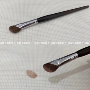 手工乌木J26小马毛镰刀鼻影刷山根鼻翼晕染刷斜头修容刷 店主严选