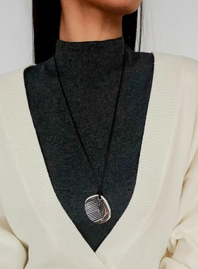 小众设计梳子吊坠皮绳可调节项链