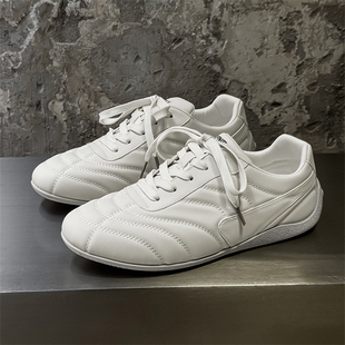 白色德训鞋男款真皮平底板鞋轻便小皮鞋百搭复古运动通勤阿甘鞋