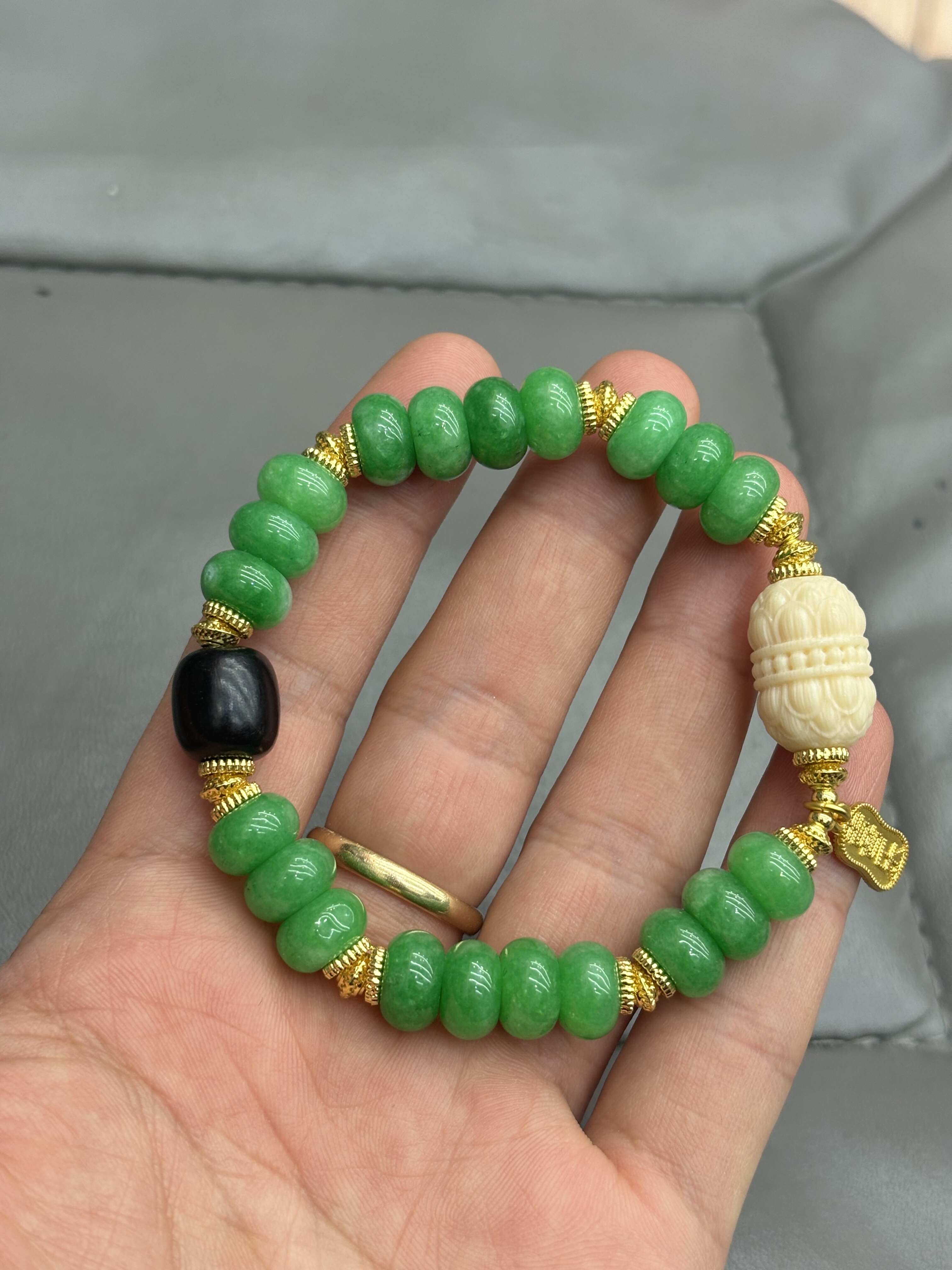 原创设计天然缅甸翡翠满绿阳绿算盘珠手串精美阳绿男女款玉石手链