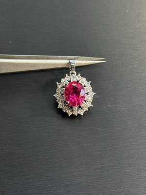 正品收藏18K白金天然缅甸鸽血红宝石两用款2克拉圆形镶钻石吊坠