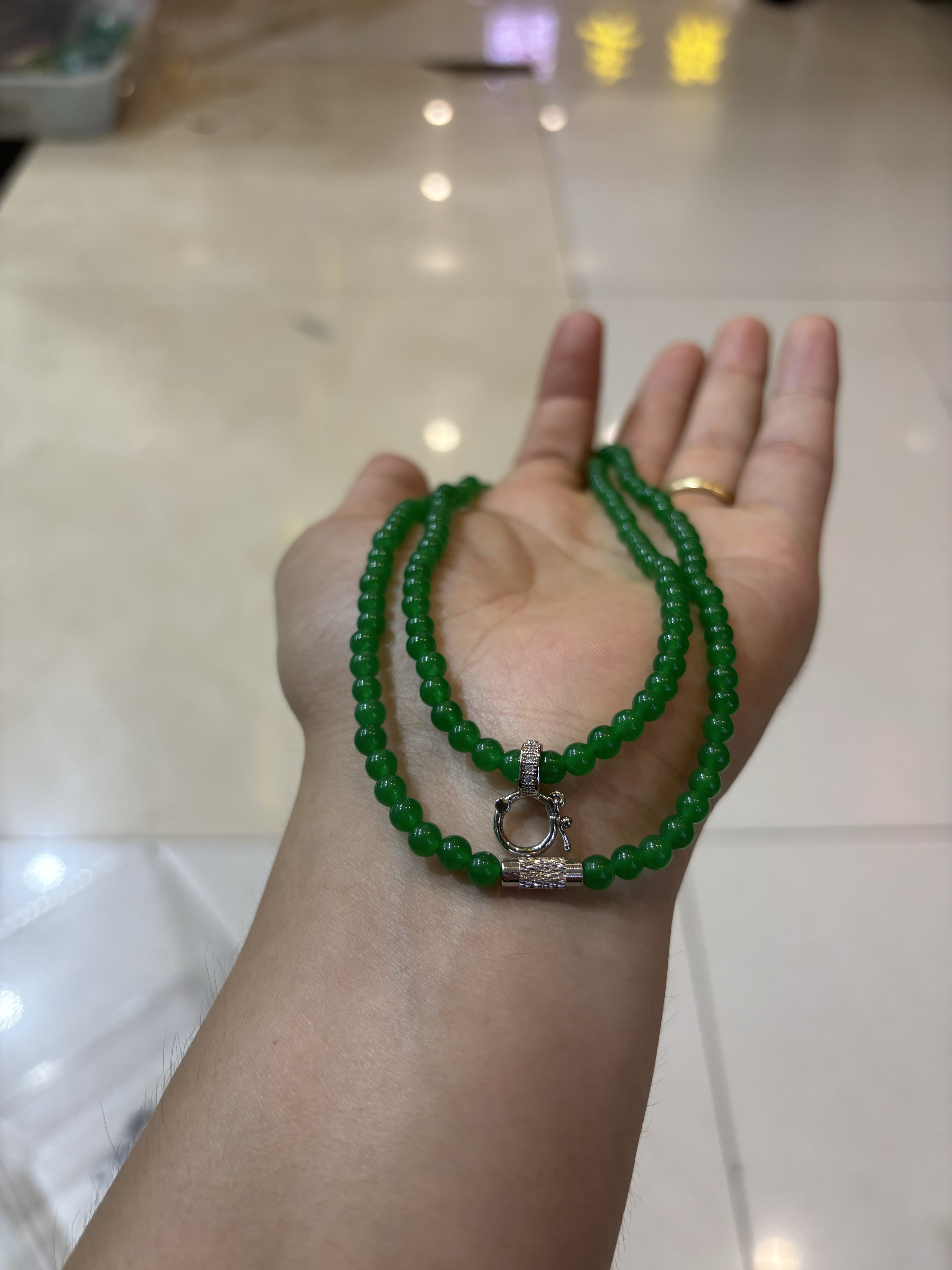 天然缅甸翡翠A货冰种满绿圆珠项链玉石锁骨链女款颈链吊坠万能扣