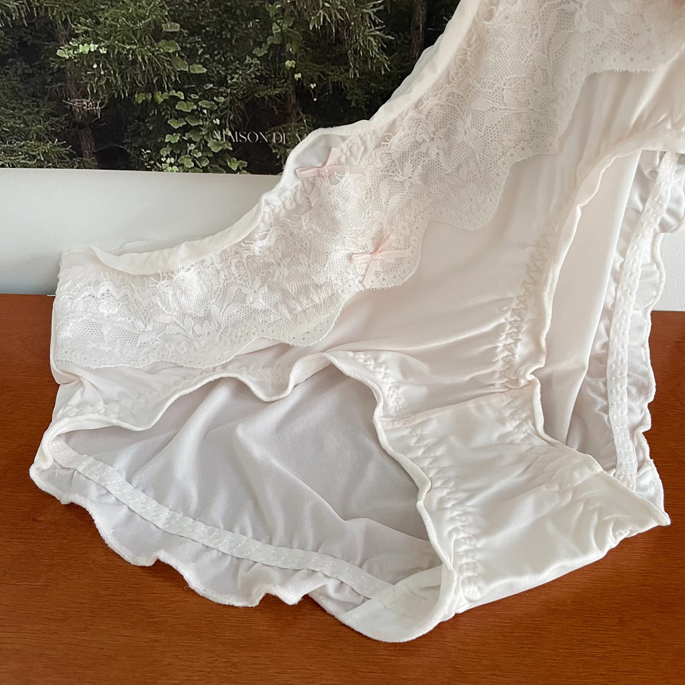 法式复古巴洛克蕾丝甜美风薄款冰丝木耳边中腰弹力内裤女三角裤