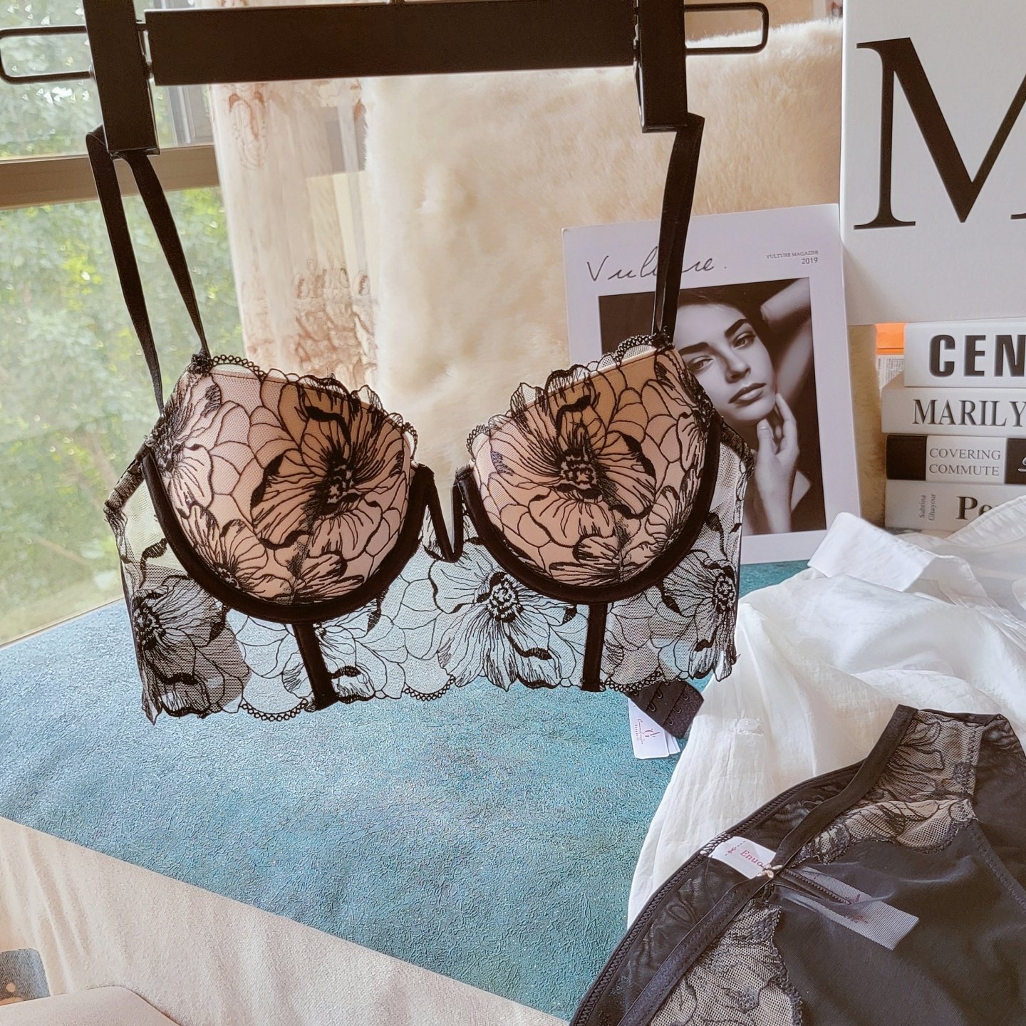 法式纯欲蕾丝内衣女性感镂空小胸聚拢显大上托侧收副乳文胸罩套装,女士内衣/男士内衣/家居服,文胸套装,淘宝优惠券,粉丝福利购,淘宝优惠卷