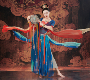 西域遇见胡璇敦煌飞天汉服女中国风舞蹈服异域风情汉服沙漠拍照服