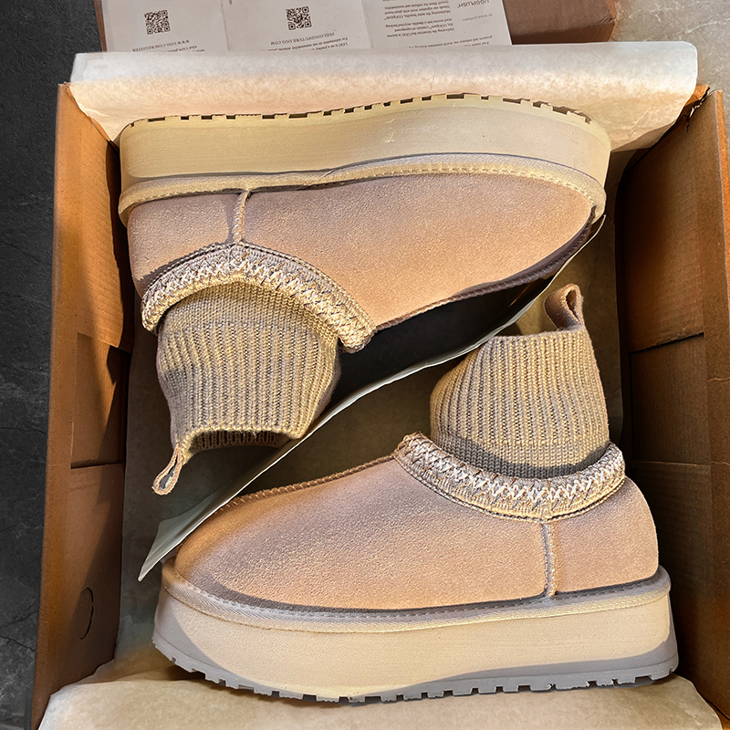 桑坡正品袜筒雪地靴女款冬季2025爆款厚底羊皮毛一体加厚保暖棉鞋