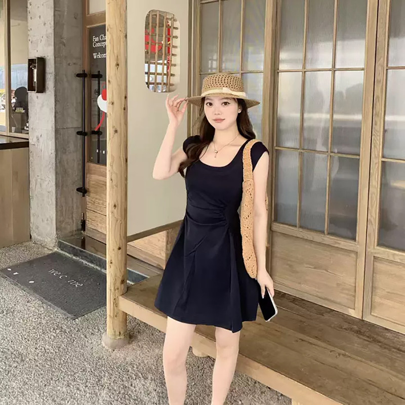 小岛的夏天 莱赛尔U领亲肤日常直角肩收腰连衣裙女装夏高级感裙子图片