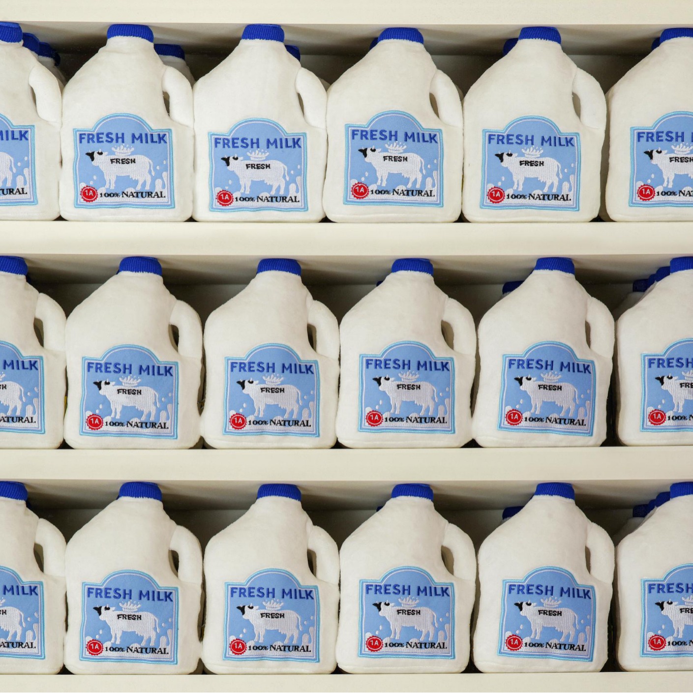 趣味可爱新鲜牛奶瓶公仔宠物玩具安抚发声小玩具毛绒食物主题玩具