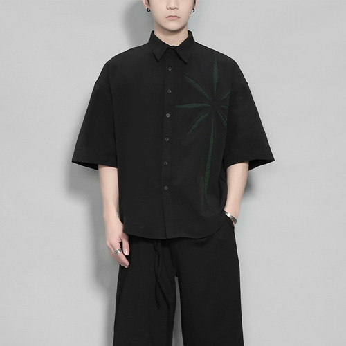 几何图案色块拼接宽松短袖衬衫男