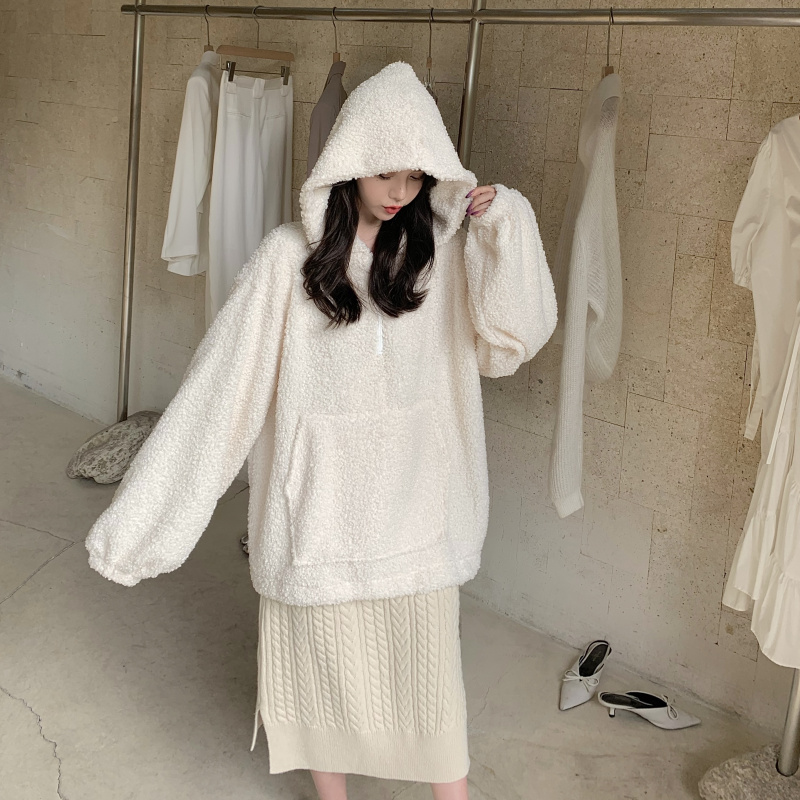 Real price loose hooded lamb sweater knitted skirt