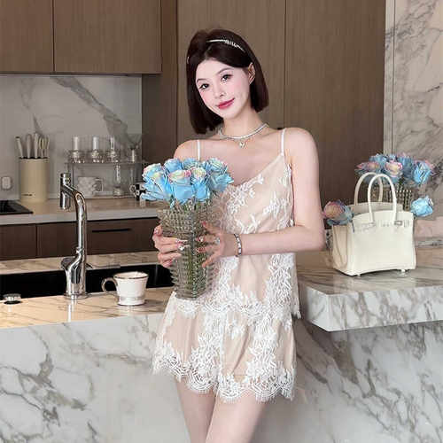 伊丽莎白吊带短裤套装家居服