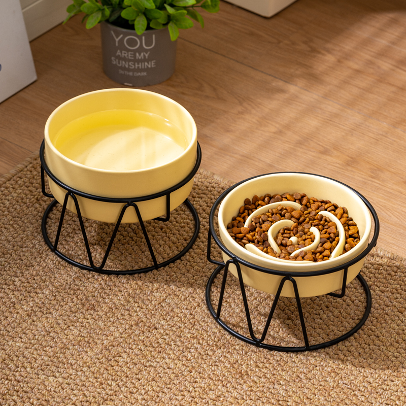 陶瓷宠物碗慢食碗狗狗喝水碗猫食盆防噎加高铁艺支架护颈宠物用品