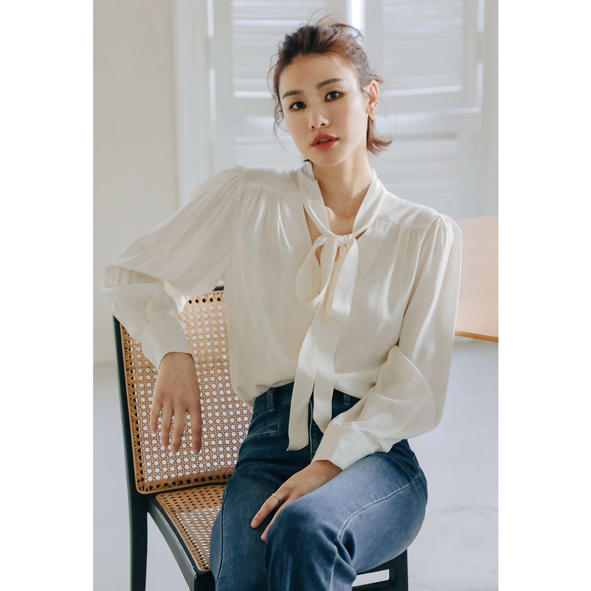 法式白色蝴蝶结小众衬衫女