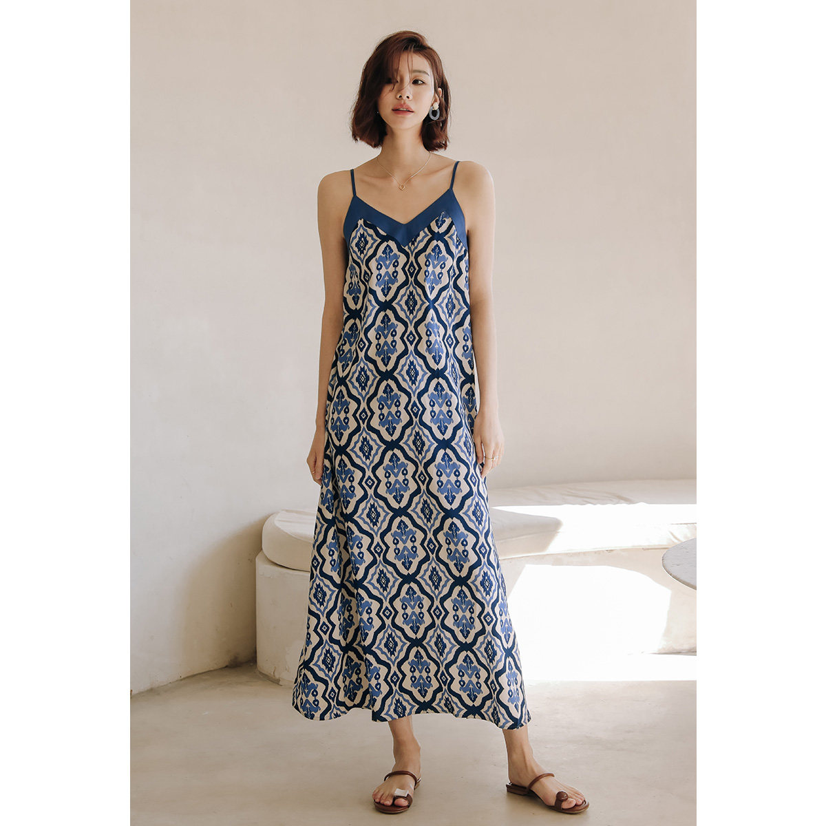 弥古波西米亚民族风连衣裙女蓝色碎花吊带长裙夏季海边度假沙滩裙