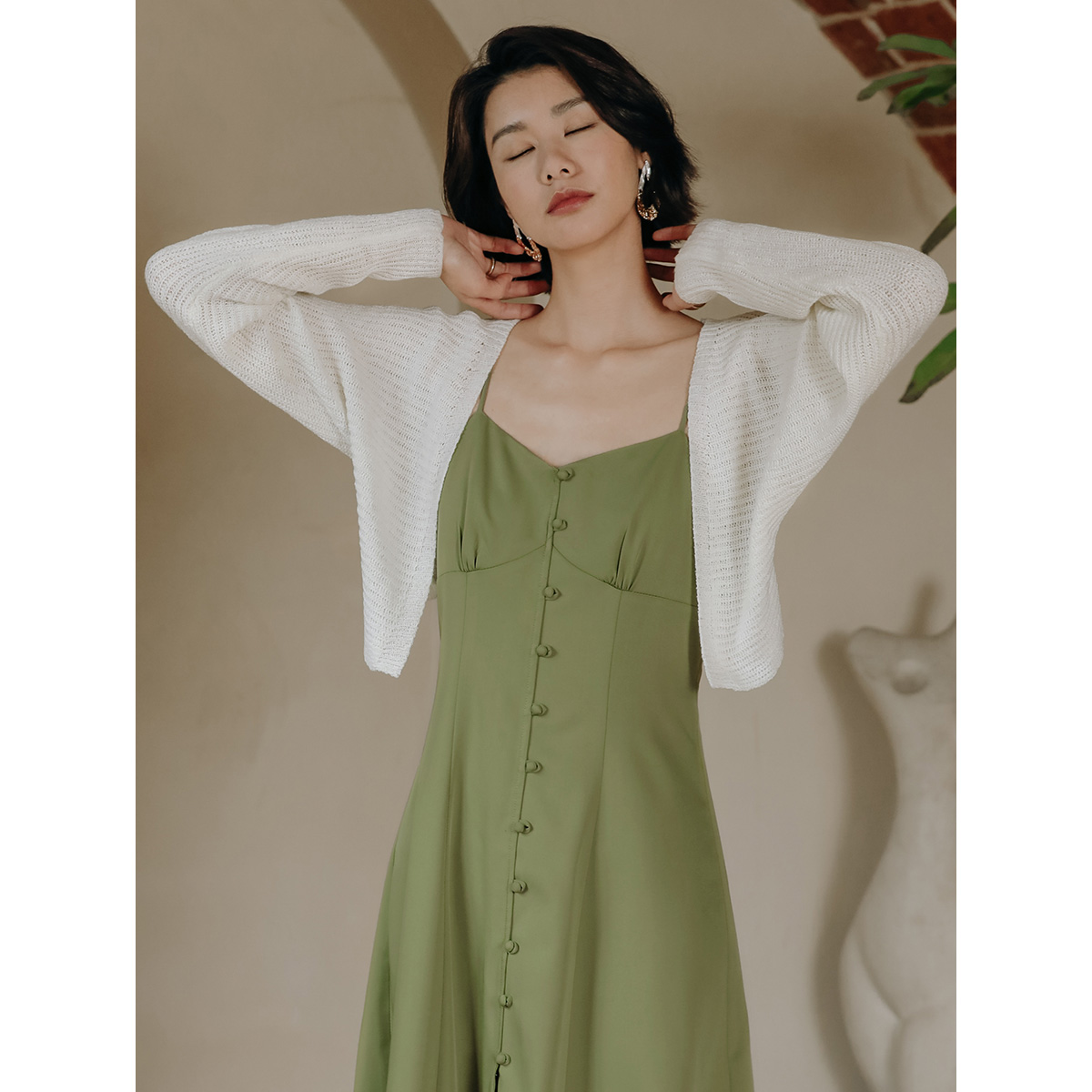 弥古白色防晒开衫外套女夏季吊带裙外搭罩衫高级感冰丝针织衫坎肩