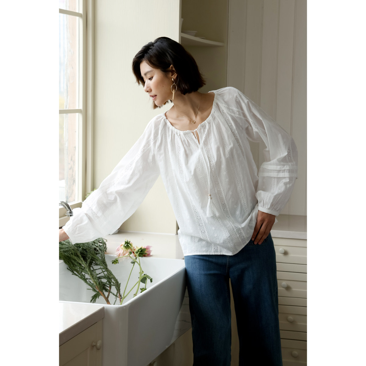 弥古白色衬衣女长袖上衣夏季薄款罩衫娃娃衫法式流苏纯棉打底衬衫