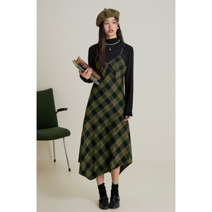 弥古法式毛呢连衣裙修身内搭气质背带裙显瘦复古格子春季吊带裙女