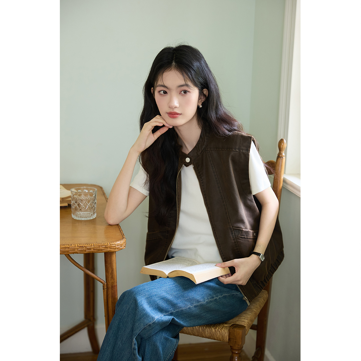 弥古2025秋季新款皮衣马甲女外穿短款咖色美拉德上衣宽松马夹背心