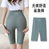 Серо-зеленый