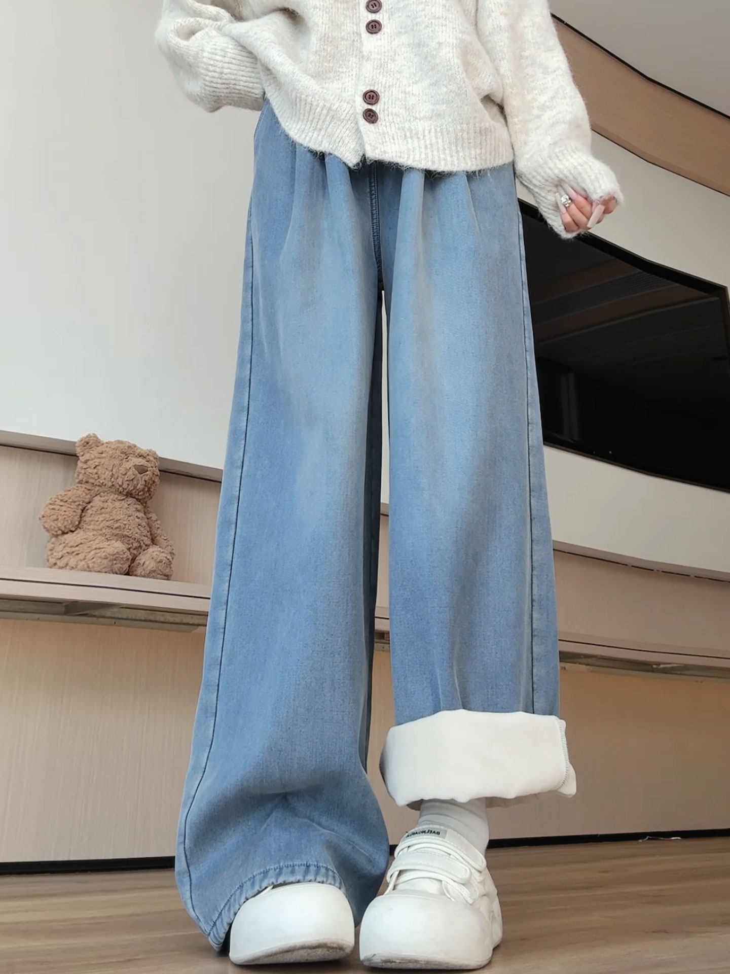 秋冬季加绒牛仔裤女2025新款小个子宽松大码窄版直筒显瘦阔腿裤子