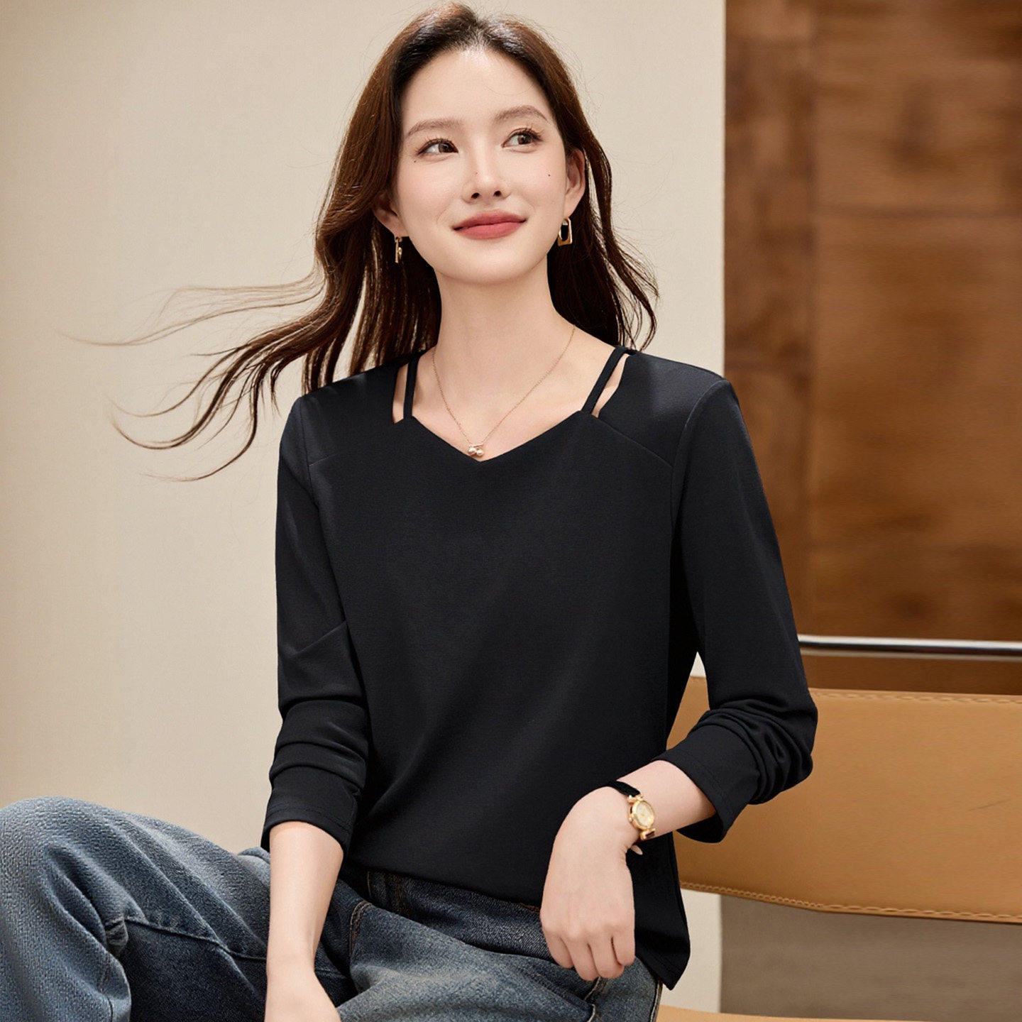 v领正肩长袖t恤女2026年新款春秋爆款洋气女装内搭高端上衣打底衫