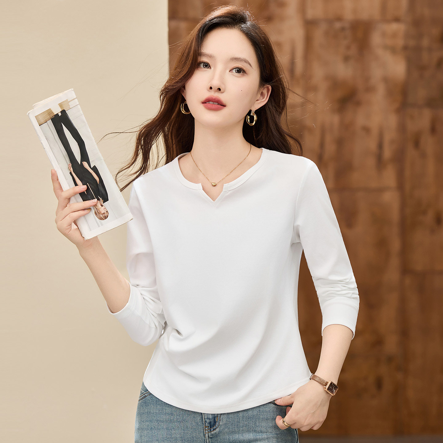 气质v领白色长袖T恤女2026新款春季高级感修身正肩上衣薄款打底衫