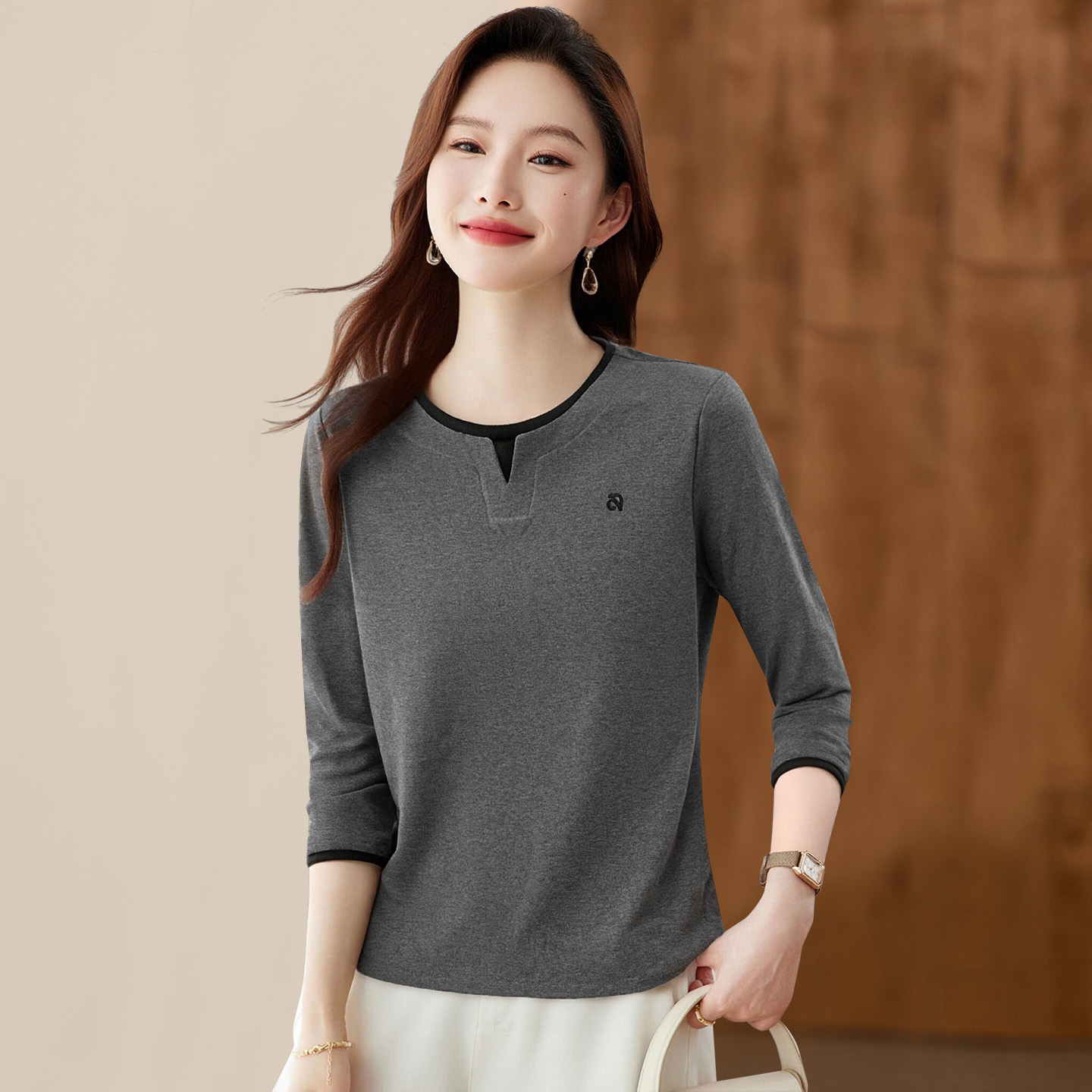 灰色正肩长袖t恤女打底衫秋季