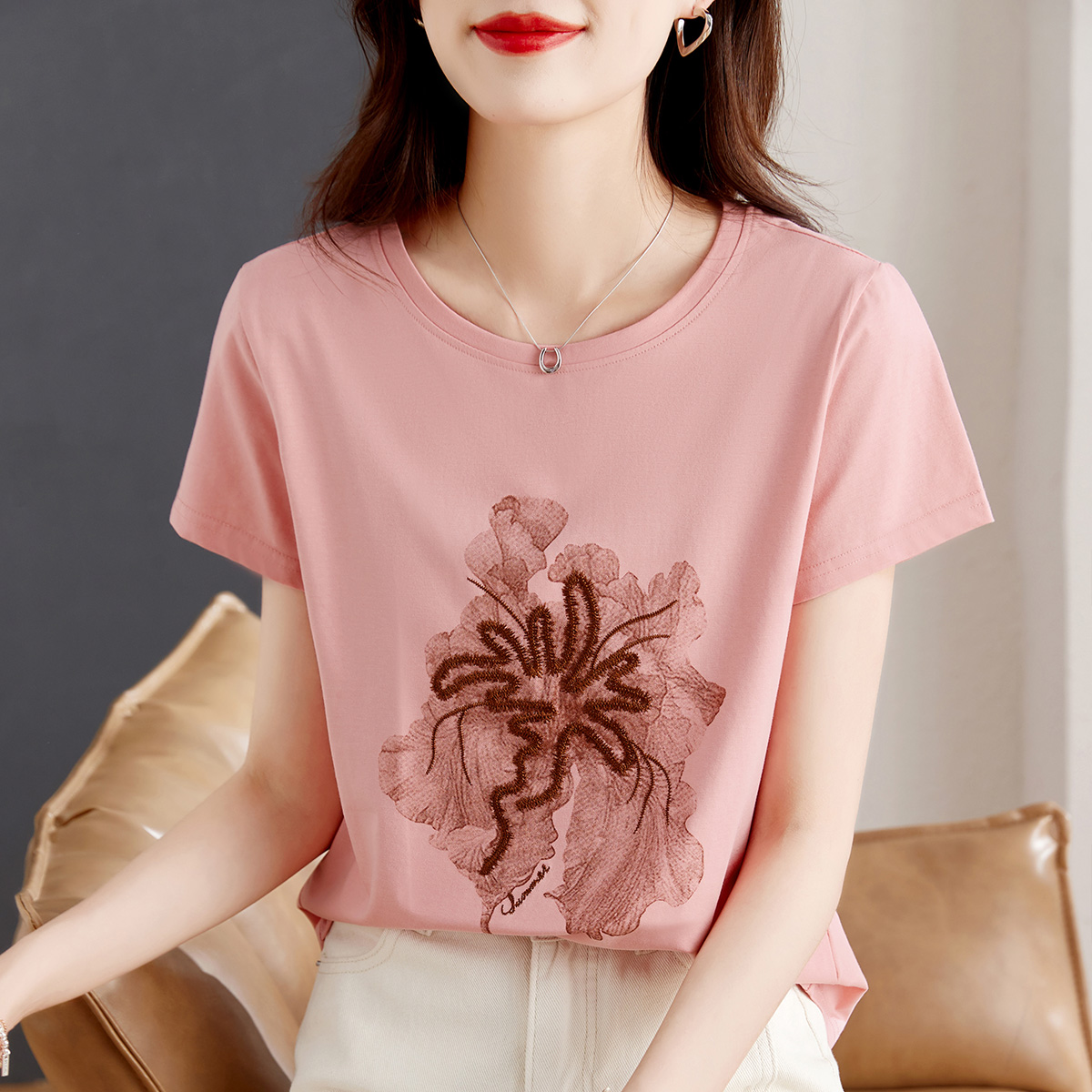 圆领短袖t恤女2024年新款