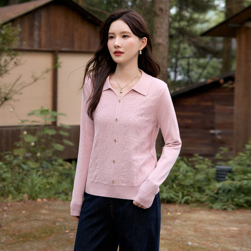翻领粉色减龄针织衫女高端上衣服