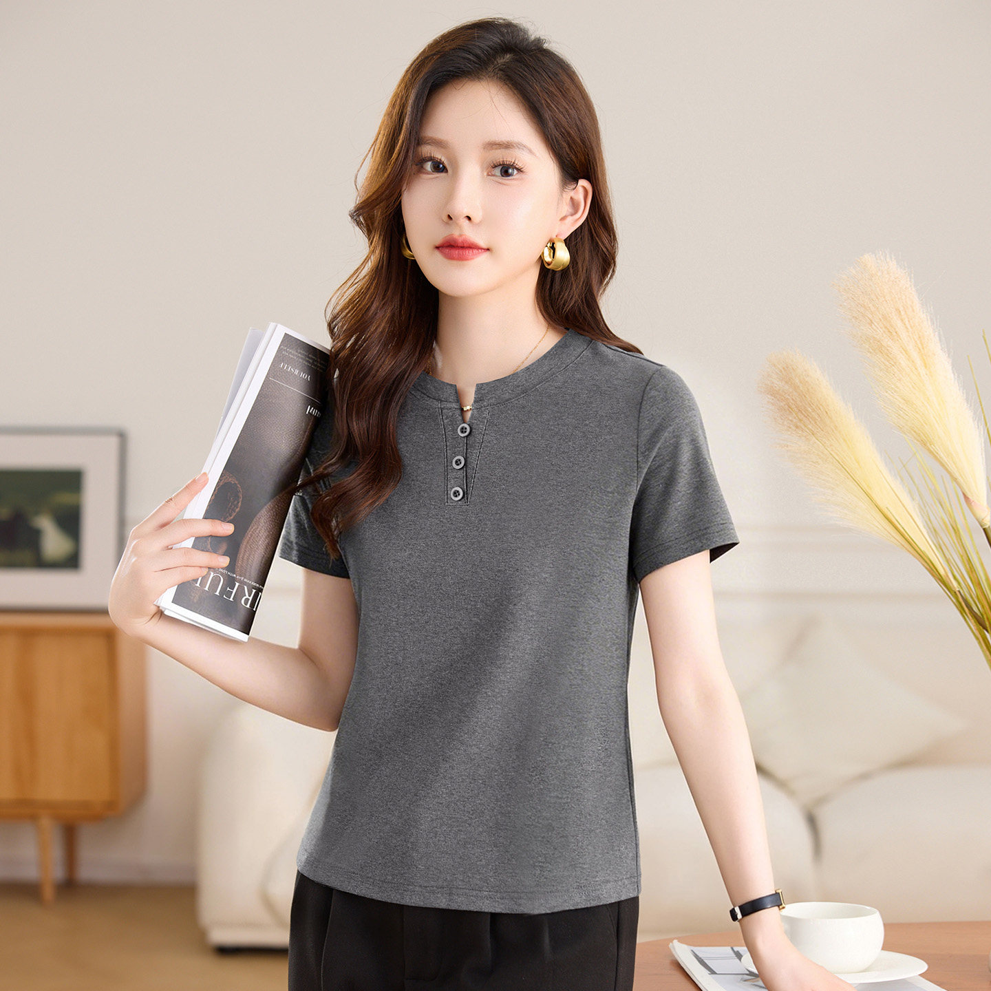 正肩女士短袖t恤2026新款夏季爆款女装修身灰色上衣v领半袖体恤衫