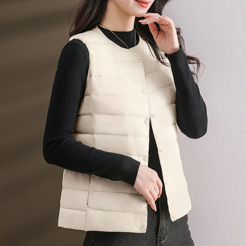 轻薄女士马甲背心冬季2025年新款秋冬爆款妈妈正肩内搭可外穿外套