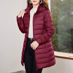 轻薄羽绒服女中长款2025年新款冬季爆款女装鸭绒内胆红色妈妈外套