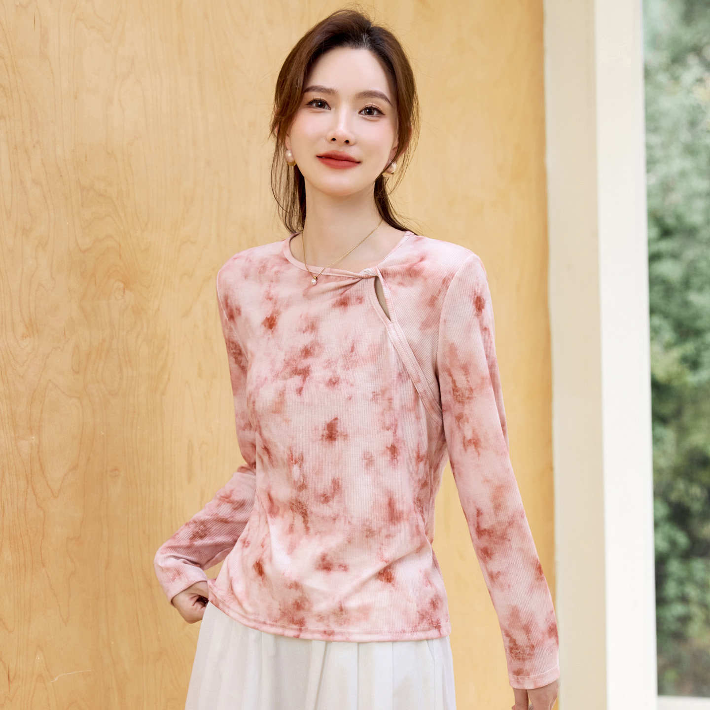 春秋薄款长袖t恤女内搭可外穿打底衫2026年新款时尚洋气修身上衣