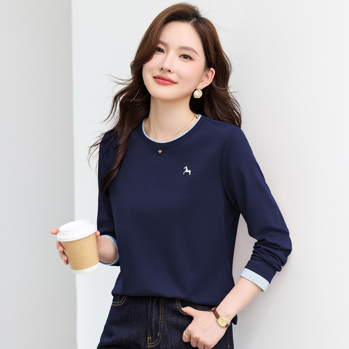 韩系正肩拼接长袖T恤女2026新款春季内搭高级感可外穿打底衫上衣