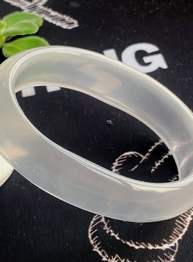 天然水晶手镯冰粉粉水晶手镯透体冰种贵妃镯全净内径62-47MM宽18