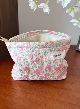 小号拉链化妆包女便携式口红粉饼收纳袋学生洗漱耳机充电器杂物包